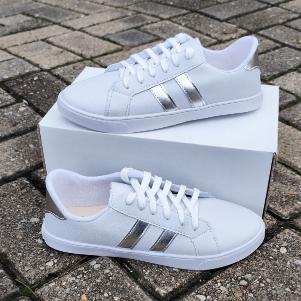 Tenis branco com prata - Image 7