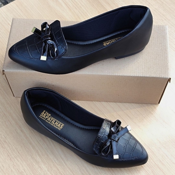 Sapatilha feminina mocassim preta croco laço - Image 3