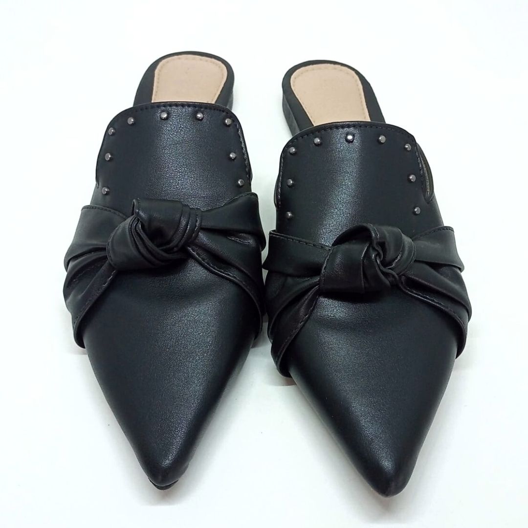 Mule preto bico fino alongado laço nó e pontilhado - Image 4