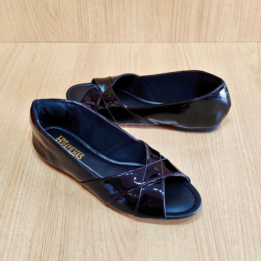 Sapatilha peep toe preta verniz tira X - Image 3