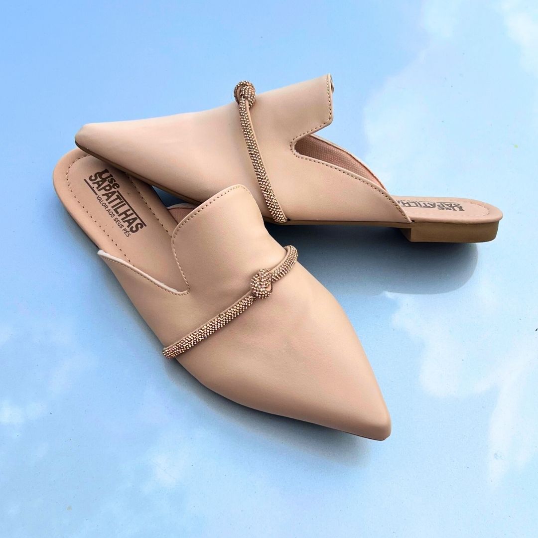 Mule nude bico fino alongado strass rosê